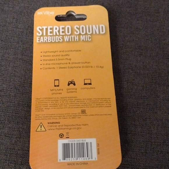 Stereo Sound Earbuds with Mic.. Nice for Phones, gaming systems, computers. - Picture 4 of 4